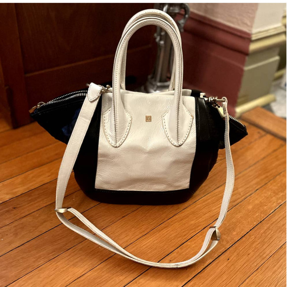 Pour La Victoire Leather Black and White Bag - Picture 1 of 4